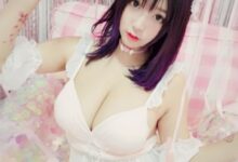 福利姬coser 猫九酱写真 18.4g-调侃网